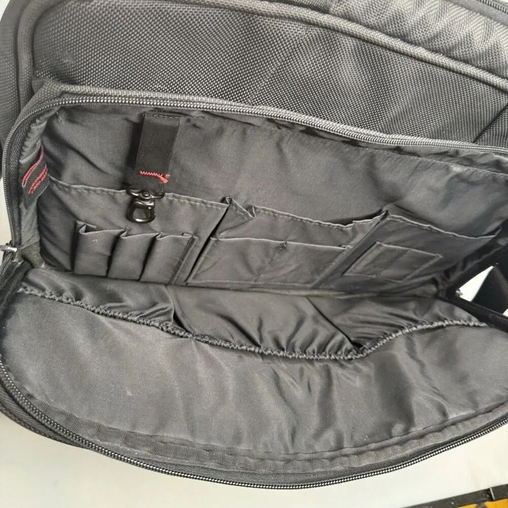 CODi Professional Laptop Messenger Bag Black Business Shoulder Crossbody 15